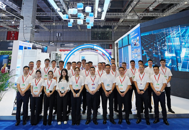 新風(fēng)光閃耀上海光伏展，創(chuàng  )新技術(shù)引領(lǐng)光儲未來(lái)